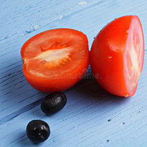 西红柿和橄榄