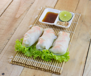 面条 煎饼 猪肉 开胃菜 盘子 食物 中国人 特写镜头 早餐