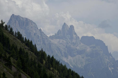 美丽的 卡斯特罗扎 岩石 反射 帕索 公司 意大利 全景图