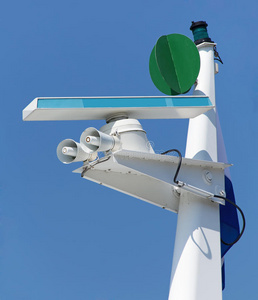 天线 雷达 扩音器 天空 海的 桅杆 游艇
