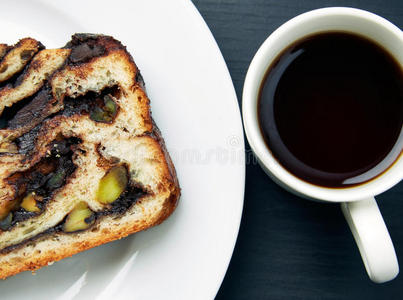 小吃 美味的 饮料 咖啡 甜的 甜点 桌子 蛋糕 杯子