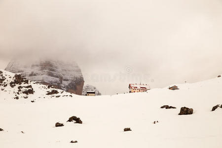 高山雪峰