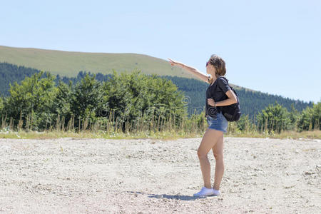 天空 登山者 女孩 徒步旅行者 风景 冒险 成就 特拉夫