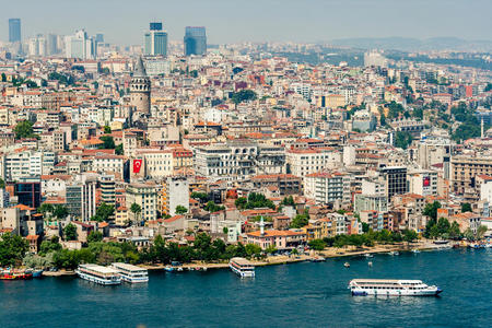 土耳其伊斯坦布尔的加拉塔塔，由Genoese制造