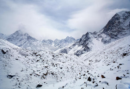 旅行 雪崩 冒险 颜色 阿玛 基础 营地 昆布 小山 登山