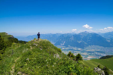 探险家 风景 动机 活动 徒步旅行 家庭 冒险 美女 男孩