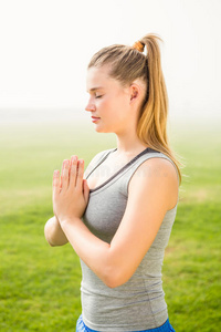 祈祷 追求 健身 美丽的 身体 白种人 运动型 照顾 健康