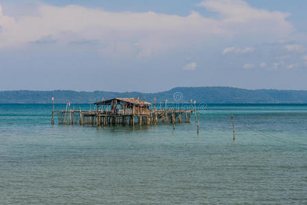 风景 旅游业 海洋 海景 有趣的 夏天 海滩 海湾 美丽的