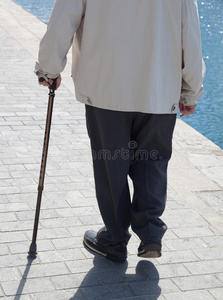 闲逛 步行 康复 拐杖 行走 白种人 健康 古老的 老年人