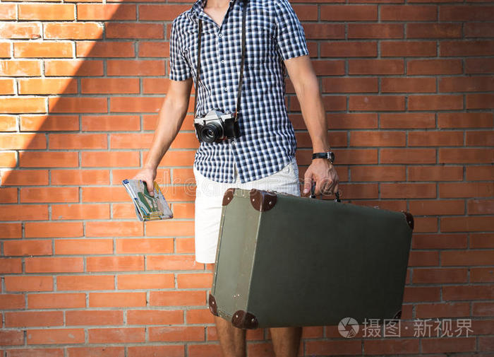 旅行 照相机 男人 港口 运送 自由 皮革 成人 案例 夏天