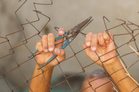 打破边界图片-打破边界素材-打破边界插画-摄图新视界