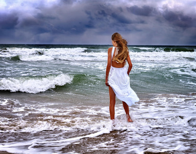 风景 天空 海滩 假期 连衣裙 地平线 美丽的 波动 旅行