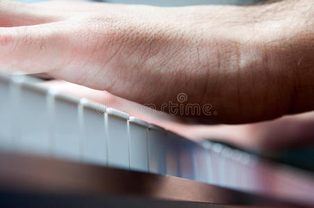 模式 键盘 工具 和弦 纸张 行动 爵士乐 教训 瞬间 手指