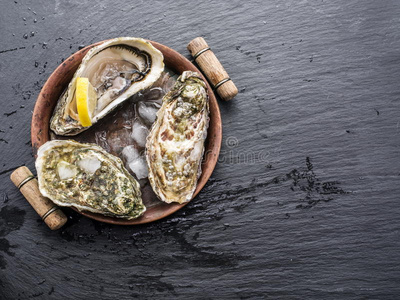 石墨 营养 烹饪 牡蛎 柠檬 贻贝 开胃菜 贝类 海的 食物