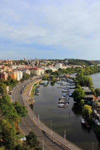 布拉格城市景观与伏尔塔瓦河和港口