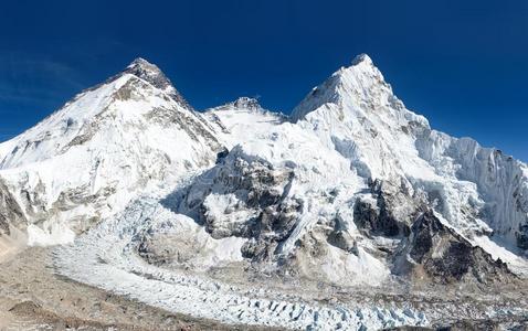 软骨瘤 阿尔卑斯山 喜马拉雅山 面对 水煤浆 冰川 攀登