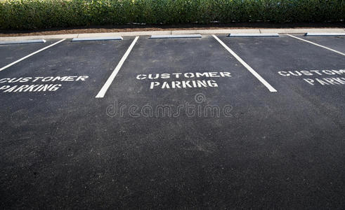 空的自行车停车位图片-空的自行车停车位素材-空的自行车停车位插画