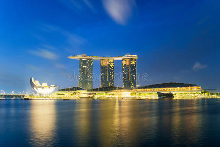 新加坡码头湾美丽的日出