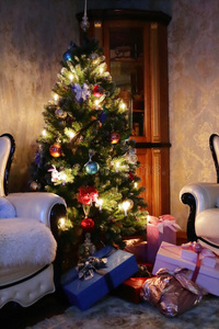 圣诞树和圣诞礼物