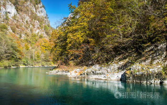 黑山塔拉河峡谷