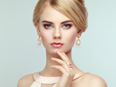 欧美秀发秀发美女写真照片