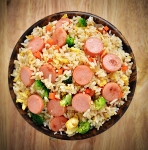 鸡炒饭图片-鸡炒饭素材-鸡炒饭插画-摄图新视界