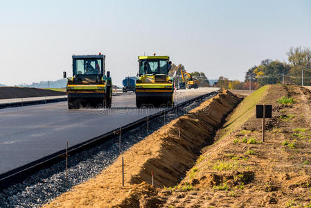 新建道路