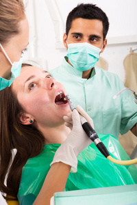 帮手 客户 约会 正畸 医生 牙炎 面孔 白种人 医疗保健