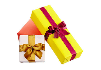 彩色礼品盒，白色隔离蝴蝶结和丝带