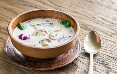 食物 餐厅 晚餐 牛奶 树叶 胡椒粉 蘑菇 烹饪 奶油 辣椒