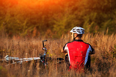 风景 成人 运动 森林 行动 活动 自行车 打破 运动员