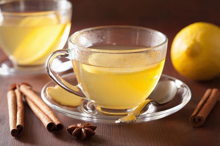 茶杯 温暖的 玻璃 热的 茴香 平静 草本植物 饮料 点心
