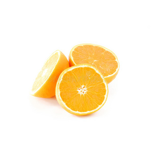 白色背景下分离的新鲜橙色水果