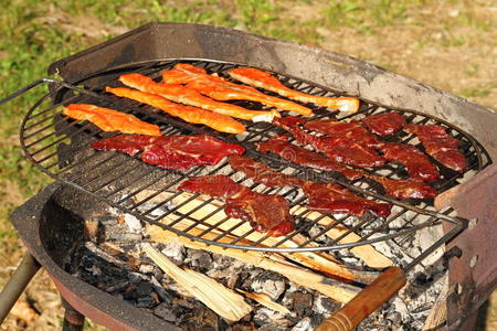 美味的 花园 烧烤 热的 午餐 外部 野餐 烤架 野炊 聚会