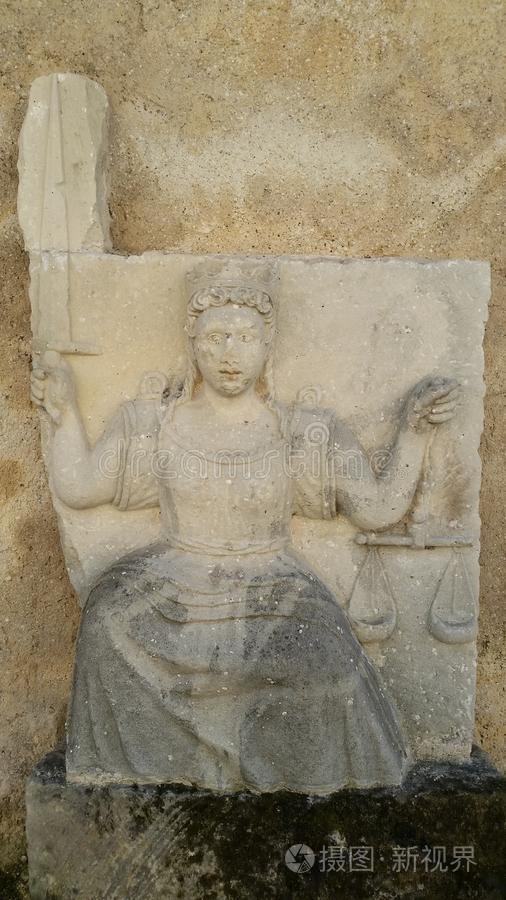 意大利阿索洛的科纳罗城堡上的古代艺术品