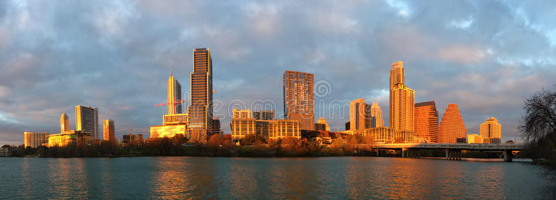 建筑 场景 公园 城市景观 自然 暮光 市中心 混凝土 风景