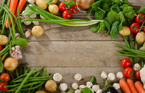 新鲜有机蔬菜。 健康食品的概念。