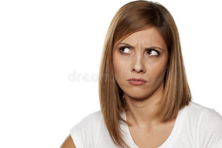 皱眉表情包图片