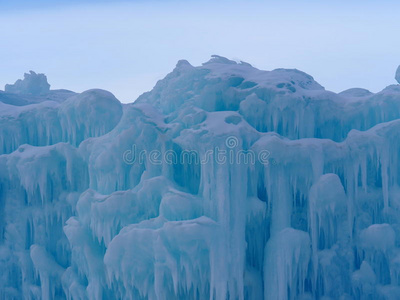 冬天 雕塑 冰柱 寒冷的 二月 冻结 洞穴