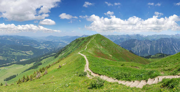 徒步旅行 奥尔高 全景 风景 德国 玫瑰 气味 奥地利 人行道
