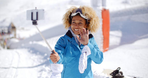 美女 求助 自然 运动服 斜坡 运动 活动 滑雪板 极端