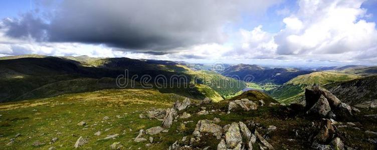 丑闻 杜德 费尔菲尔德 暴风雨 峭壁 高山 乡村 山谷 英国