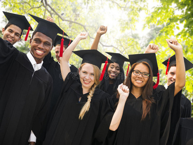 多样性学生毕业成功庆祝概念