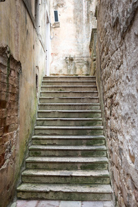 科托老城的混凝土楼梯