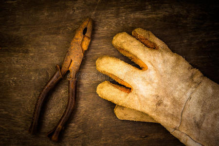工具 承包商 手套 手柄 咕哝 工作 皮革 木材 铁锤 拆毁