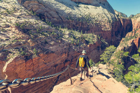 岩石 冒险 美国 砂岩 徒步旅行 国家的 徒步旅行者 自然
