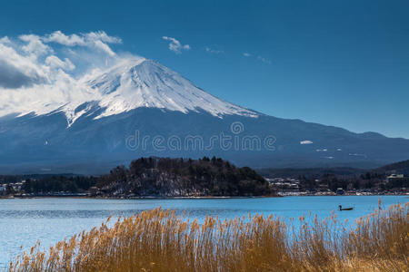 在富士山脚下