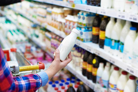 生产 购买 商店 杂货店 牛奶 范围 零售业 购物者 产品