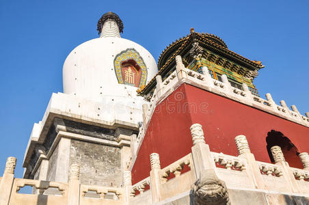 北京 遗产 佛教 佛塔 建筑学 天空 北海 纪念碑 瓷器