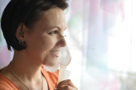 过敏 帮助 治愈 医院 呼气 呼吸 流感 活动 吸入器 疼痛